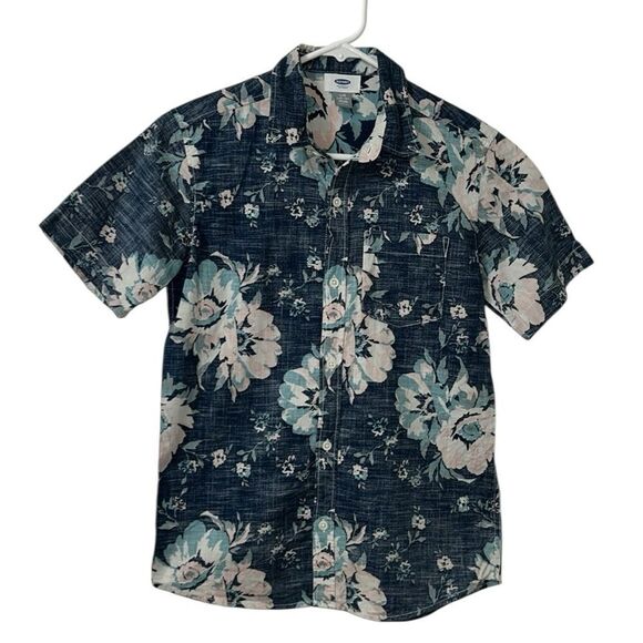 Boys  bundle/Button Down Shirt(Size 10/12) - Picture 2 of 9